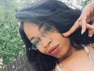 KhianaDee profile