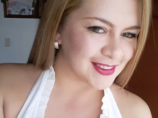 Mia_Multisquirter